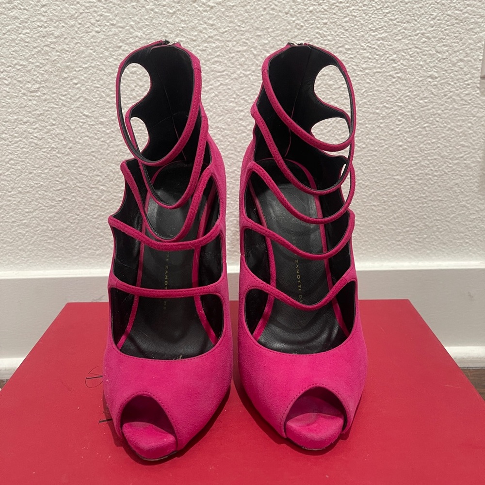 Giuseppe Zanotti Fuchsia Strappy Heels